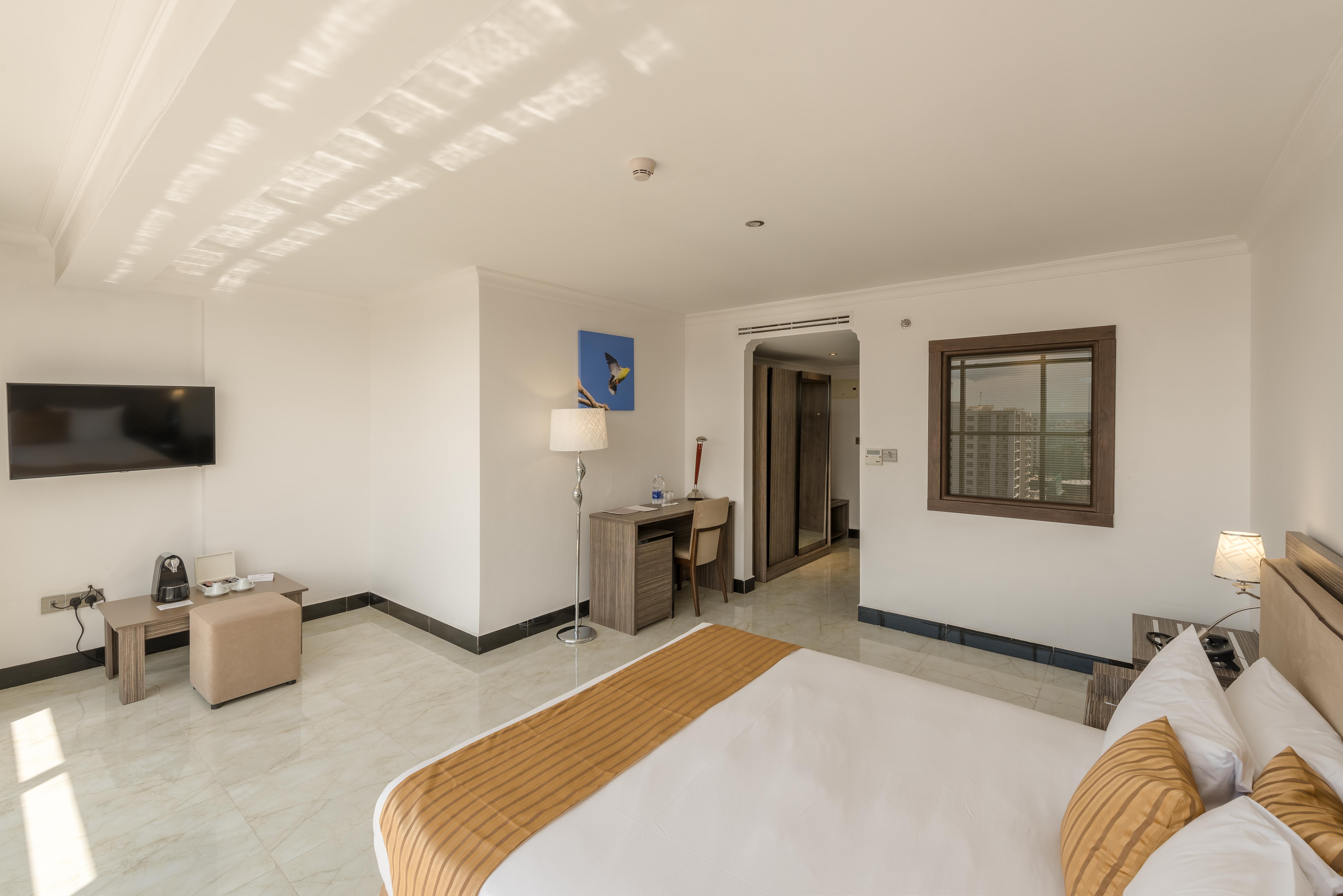 Golden Tulip Dar Es Salaam City Center Hotel Ngoại thất bức ảnh