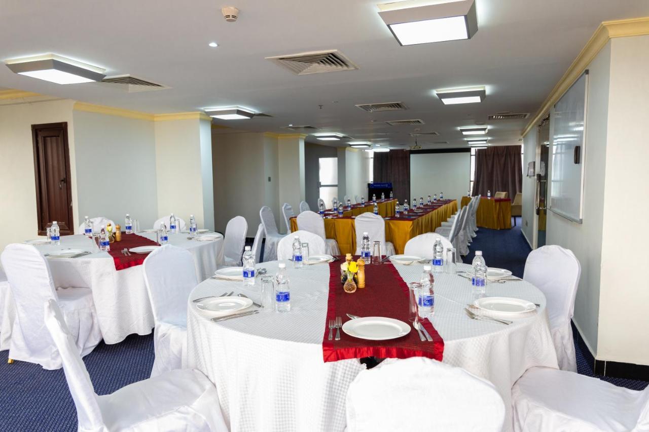 Golden Tulip Dar Es Salaam City Center Hotel Ngoại thất bức ảnh