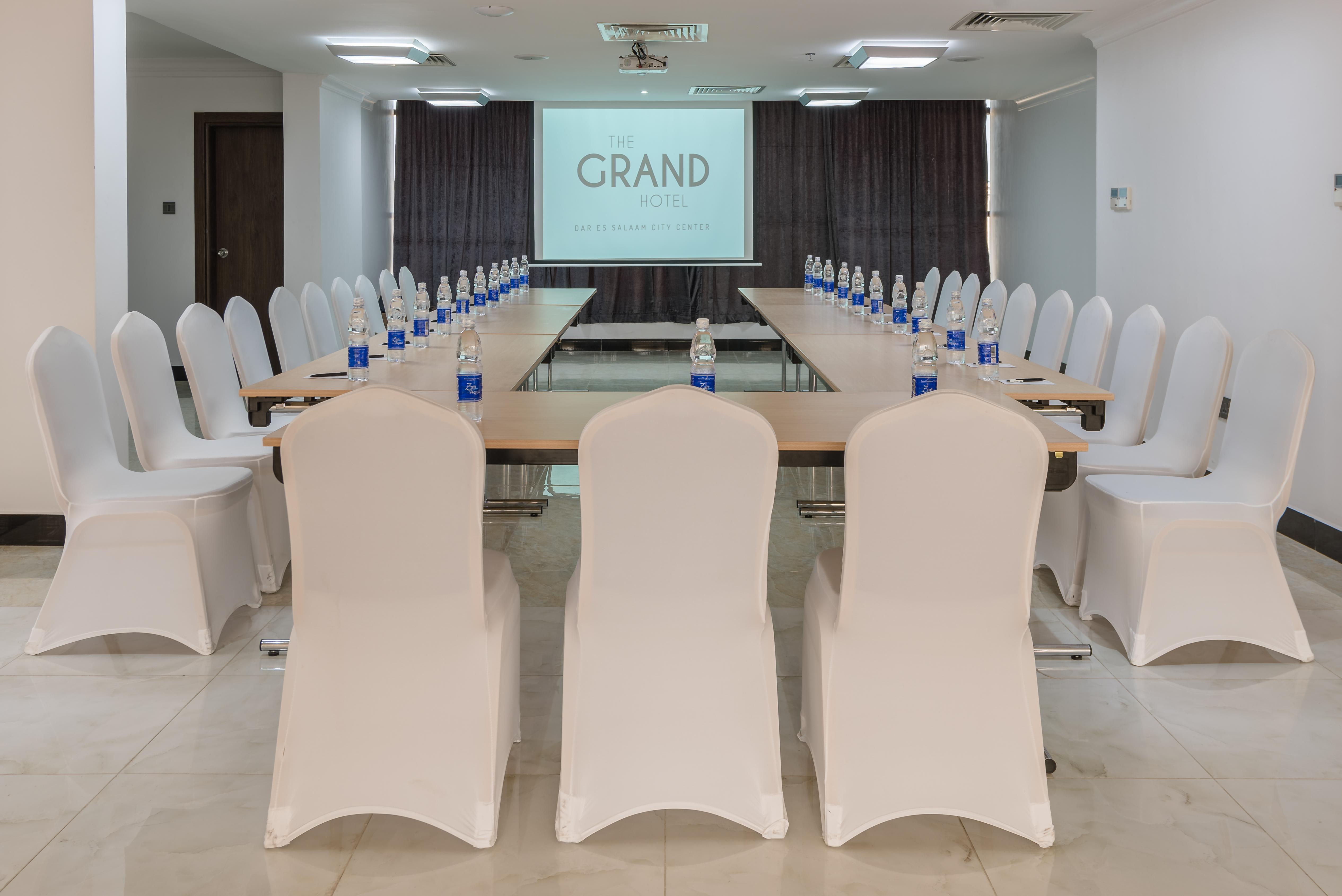 Golden Tulip Dar Es Salaam City Center Hotel Ngoại thất bức ảnh