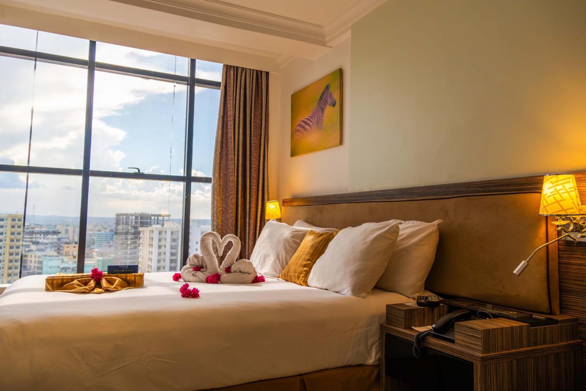Golden Tulip Dar Es Salaam City Center Hotel Ngoại thất bức ảnh