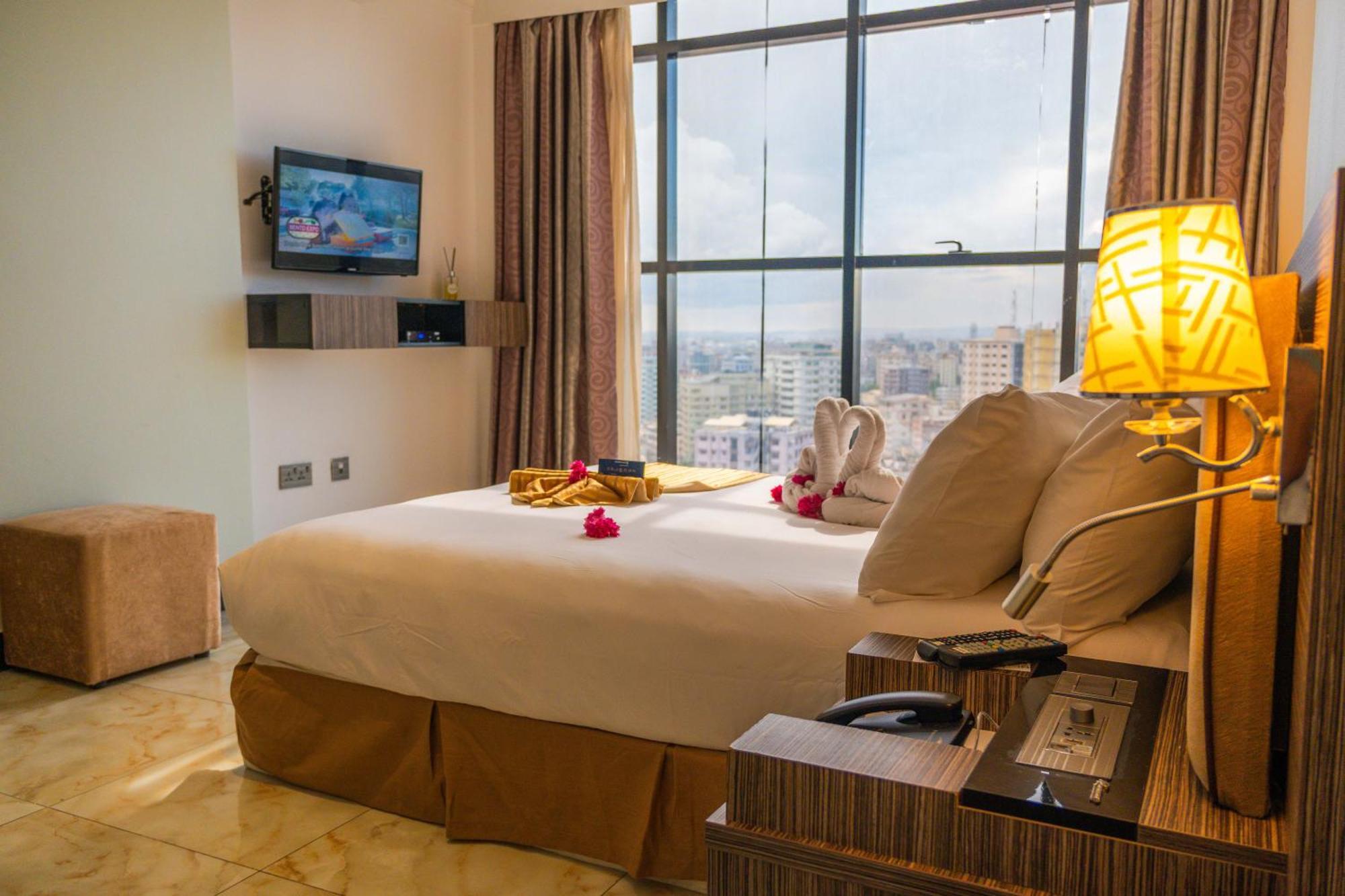 Golden Tulip Dar Es Salaam City Center Hotel Ngoại thất bức ảnh